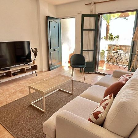 프리질리아나 Casa La Aguanosa Con Piscina Y Vistas Al Mar 아파트 외부 사진