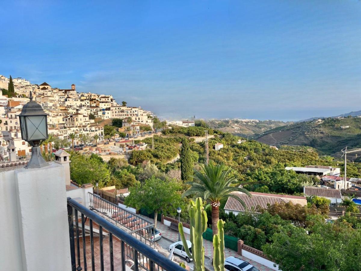 프리질리아나 Casa La Aguanosa Con Piscina Y Vistas Al Mar 아파트 외부 사진